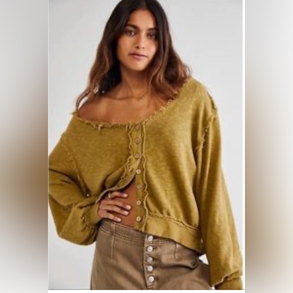 NWOT we the Free Golden Road Cardi size small , color is curly willow .